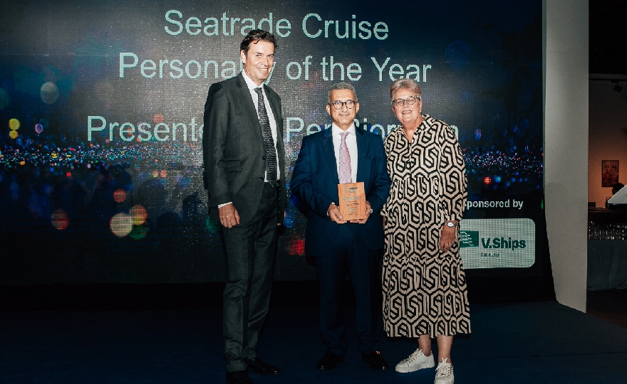 Chris Theophilides Named Cruise Personality Of The Year At The  2022 Seatrade Cruise Awards In Malaga, Spain